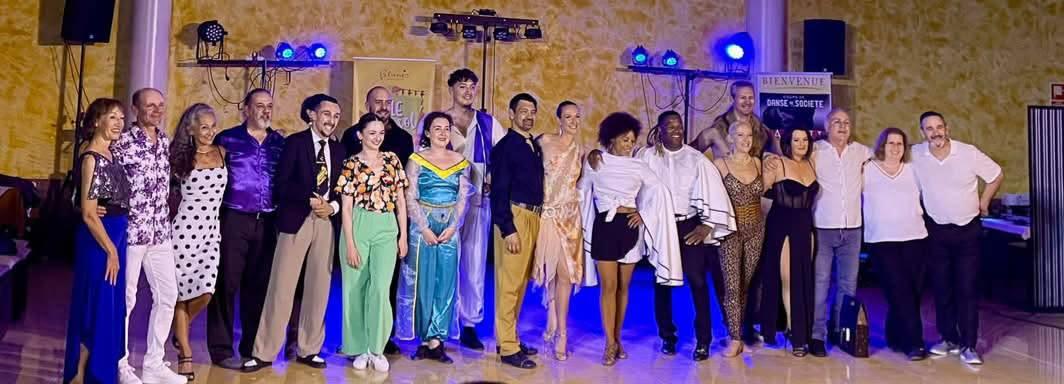 Photo groupe soiree